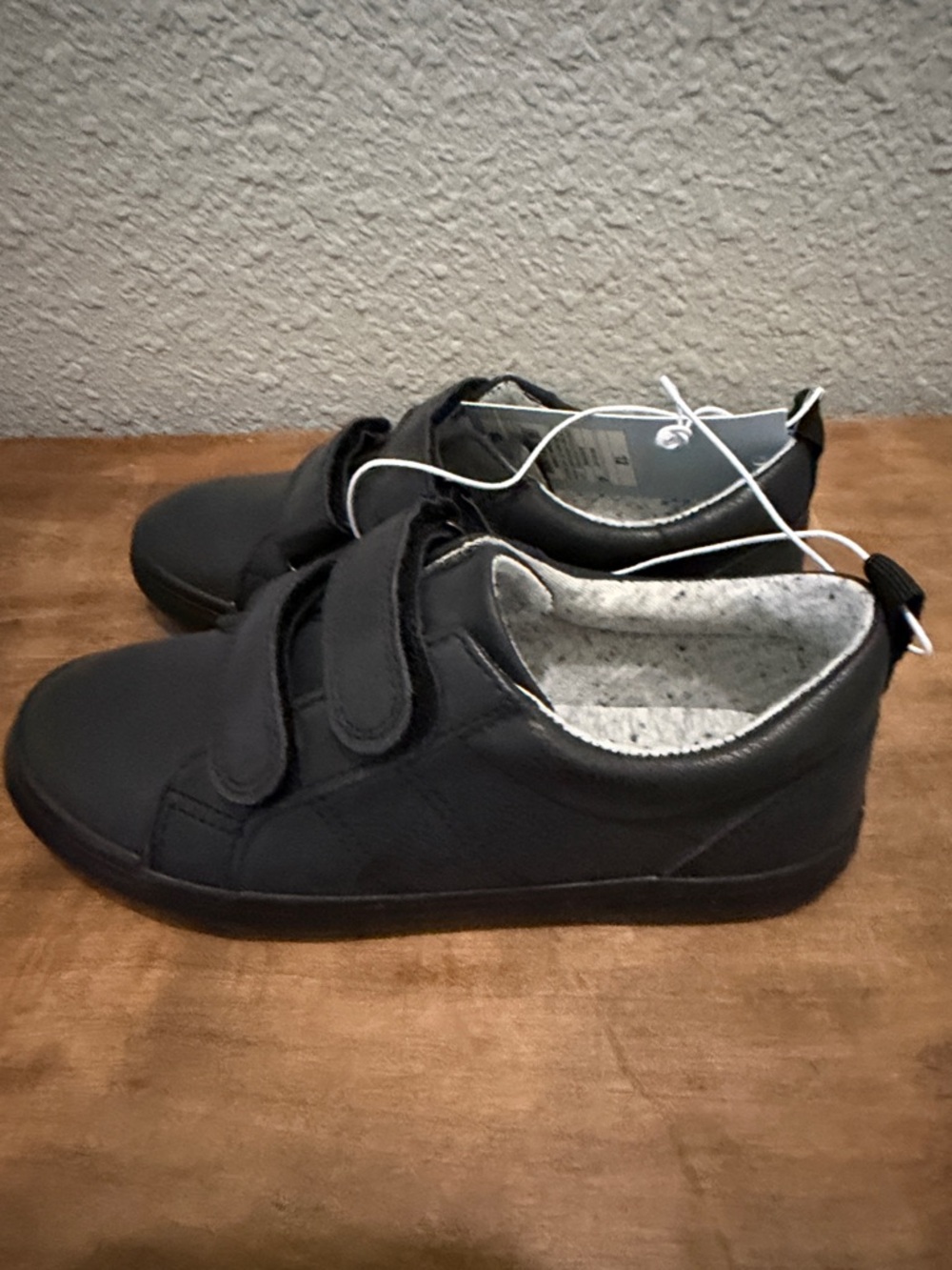 Cat & Jack kids  Casual Velcro Sneakers in Black size 12